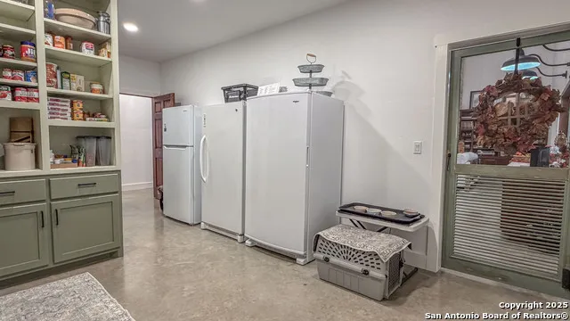 21789 FM 2093 Harper, TX 78631