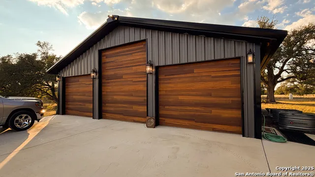 21789 FM 2093 Harper, TX 78631