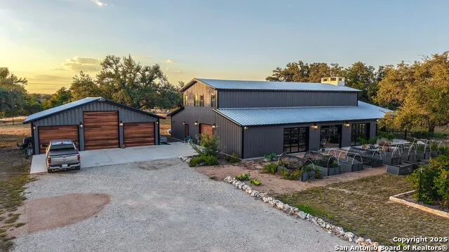 21789 FM 2093 Harper, TX 78631