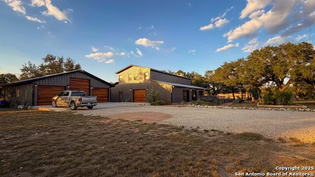 21789 FM 2093 Harper, TX 78631