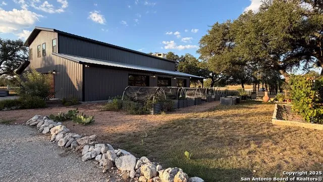 21789 FM 2093 Harper, TX 78631