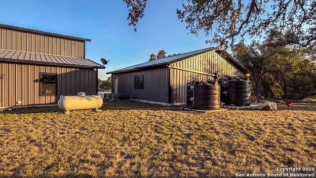21789 FM 2093 Harper, TX 78631