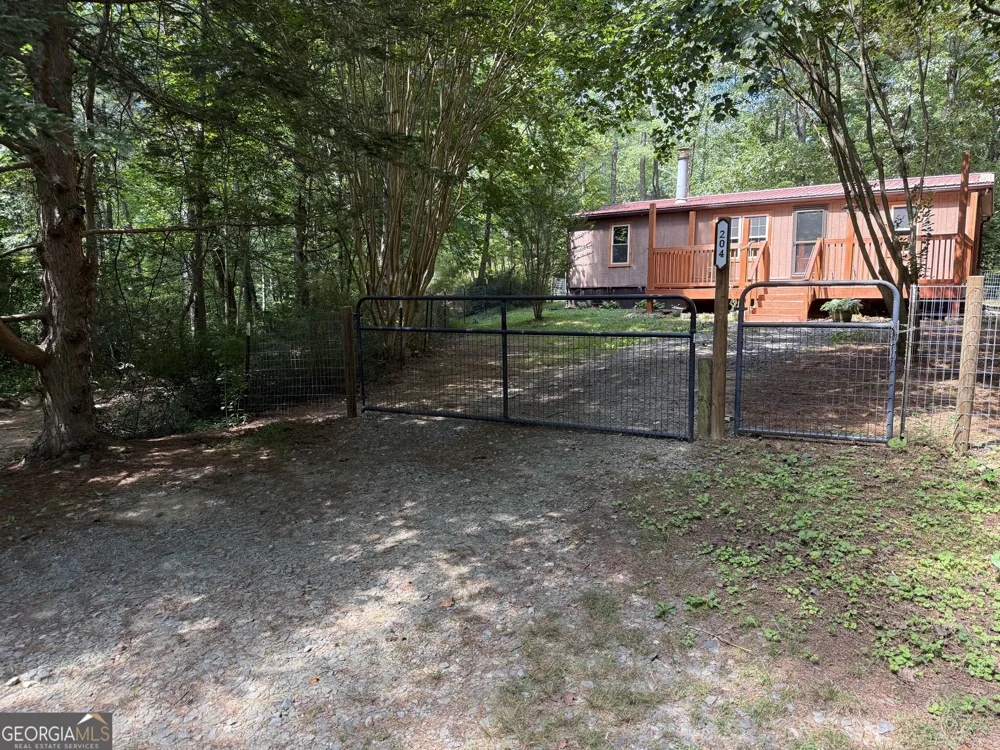 204 Dover Chapel TER Ellijay, GA 30540