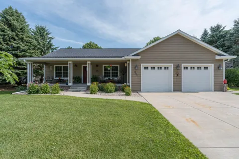 809 Spruce Place