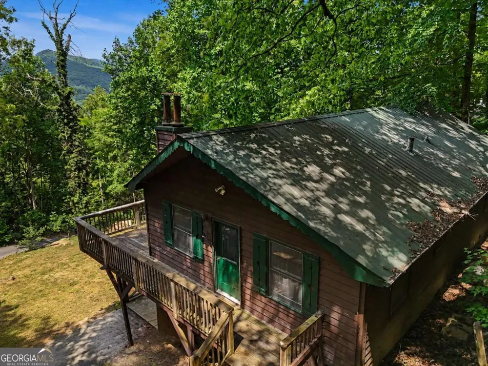 574 Bachelors Button DR Clayton, GA 30525