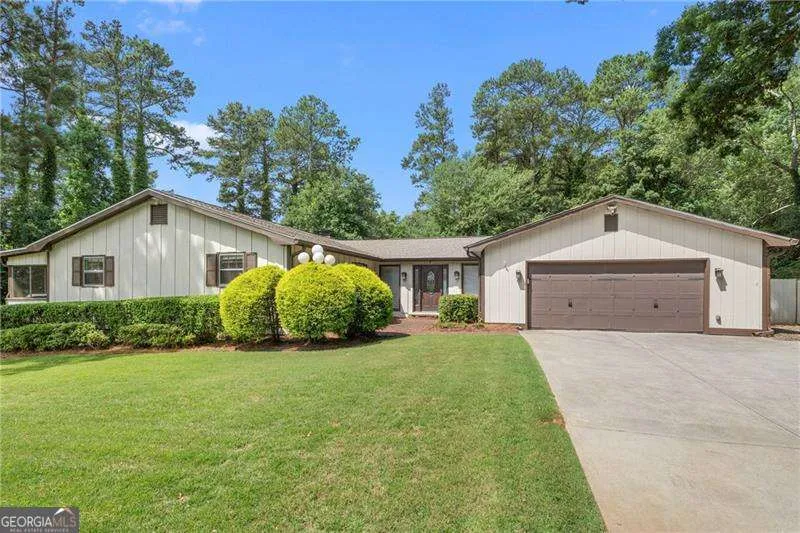 1204 Heritage Hills CIR Snellville, GA 30078