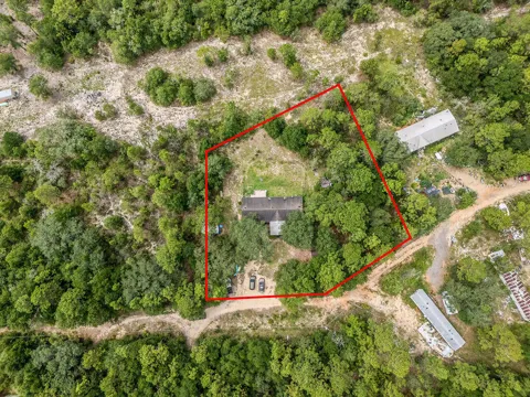 439 Woodpecker Lane