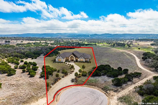 144 Tablerock Ridge Center Point, TX 78010