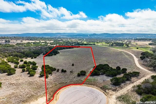 144 Tablerock Ridge Center Point, TX 78010