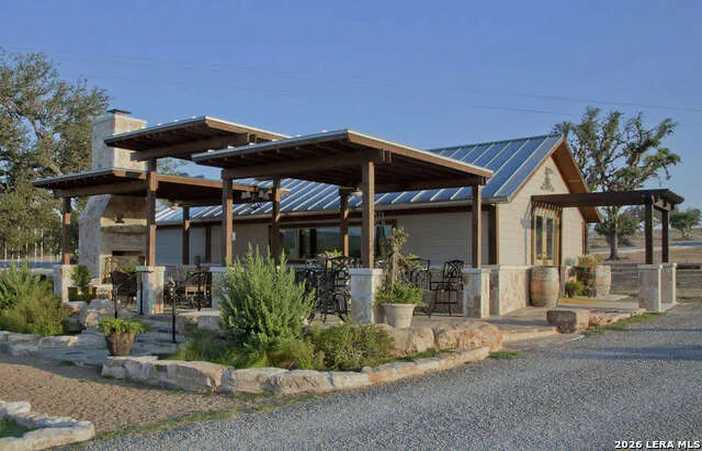 144 Tablerock Ridge Center Point, TX 78010