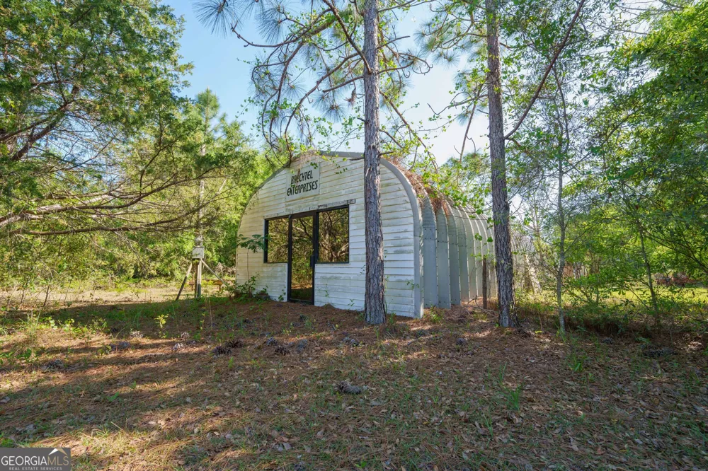 1234 Bennett RD Screven, GA 31560