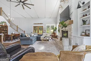 138 Posey DR Gray, GA 31032