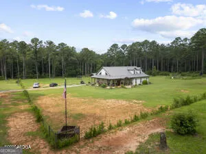 138 Posey DR Gray, GA 31032