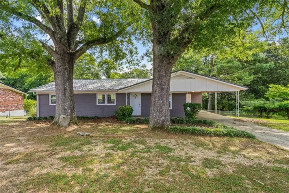 112 Greenbriar Drive Cedartown, GA 30125