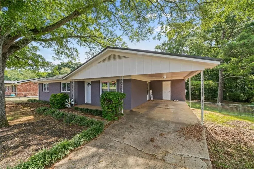 112 Greenbriar Drive Cedartown, GA 30125