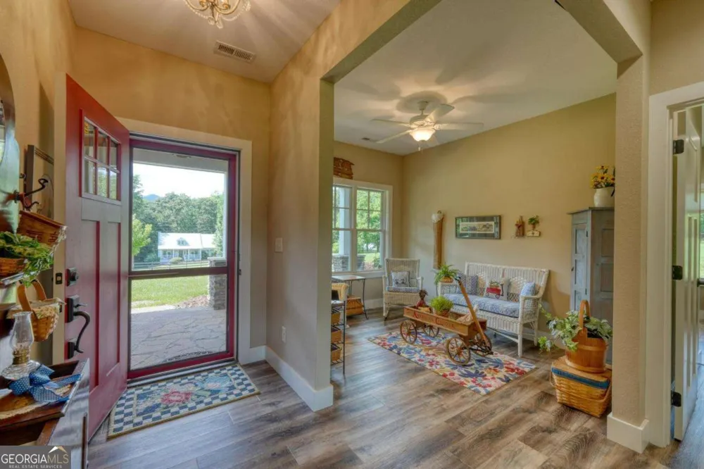 314 Winchester Cove RD Hayesville, NC 28904