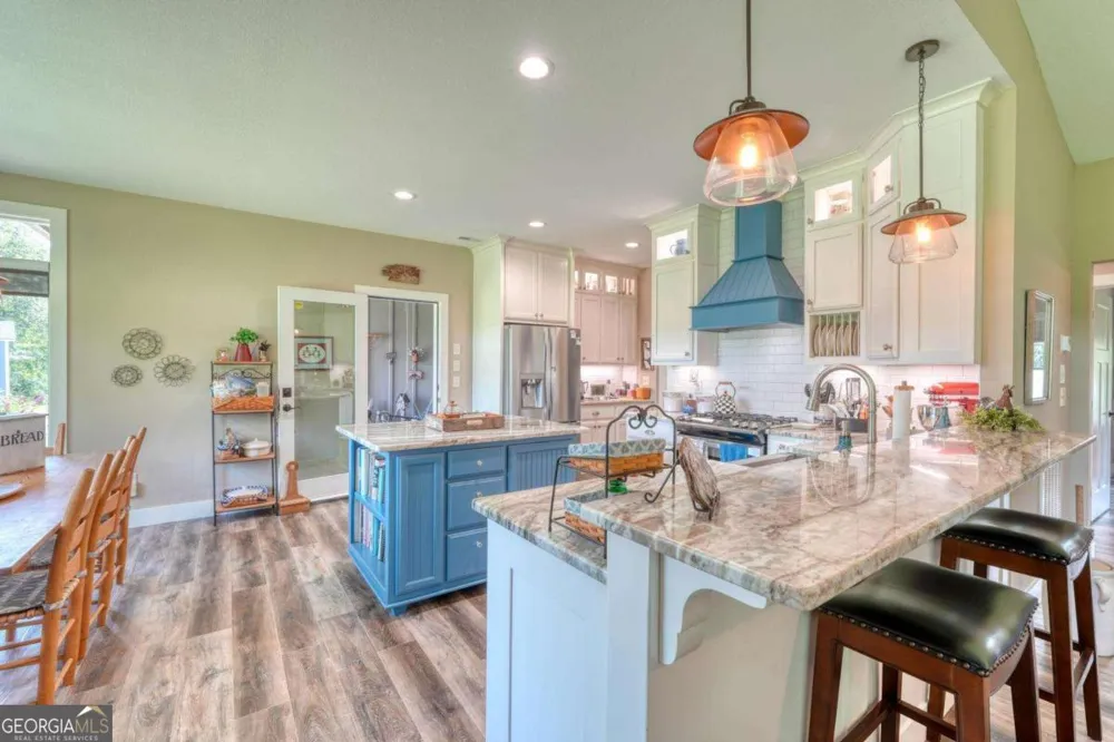 314 Winchester Cove RD Hayesville, NC 28904