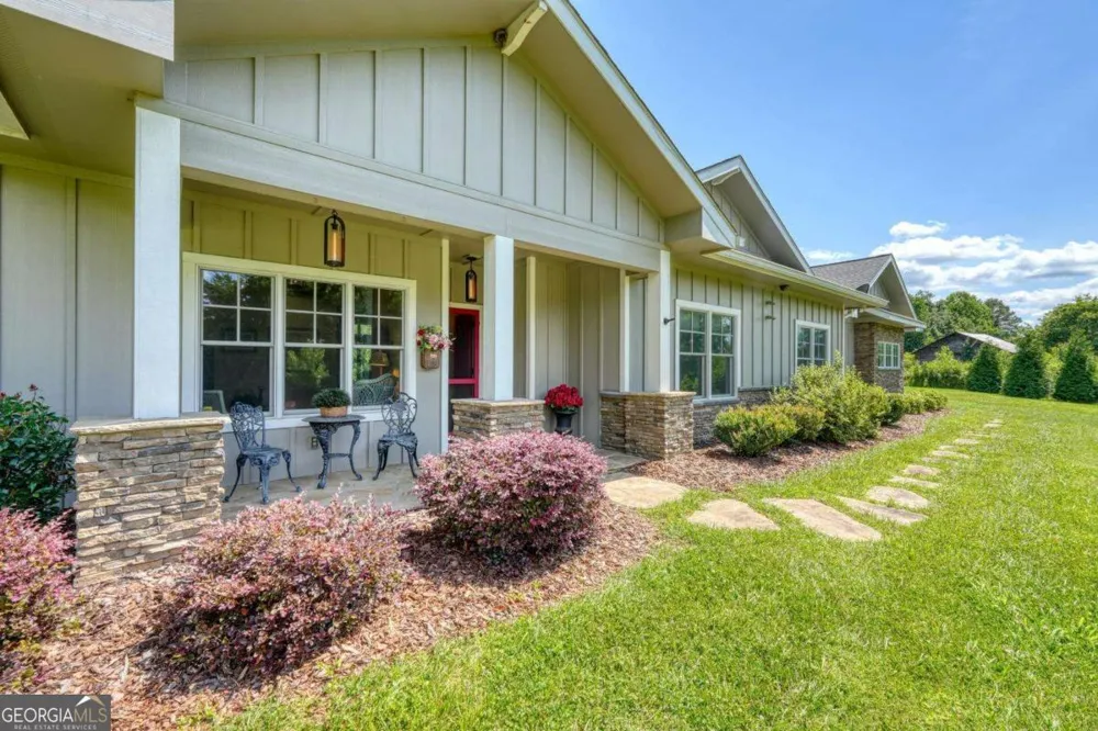 314 Winchester Cove RD Hayesville, NC 28904