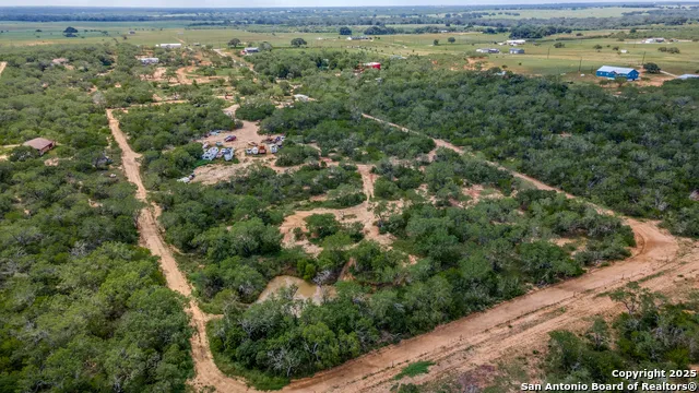 1062 County Road 122 Lot 3 Floresville, TX 78114