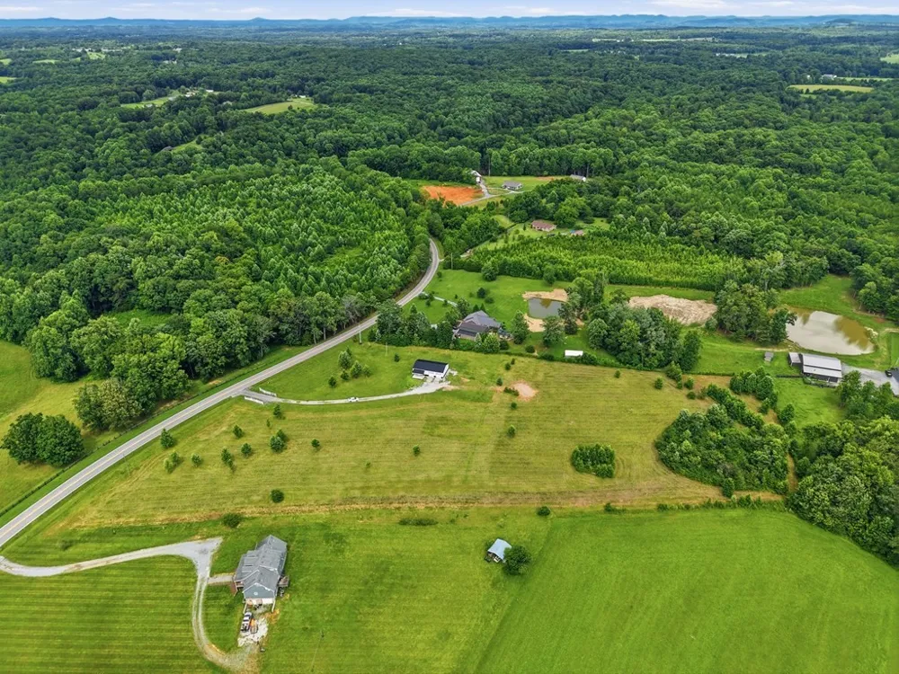 1834 Cummins Mill Rd Cookeville, TN 38501