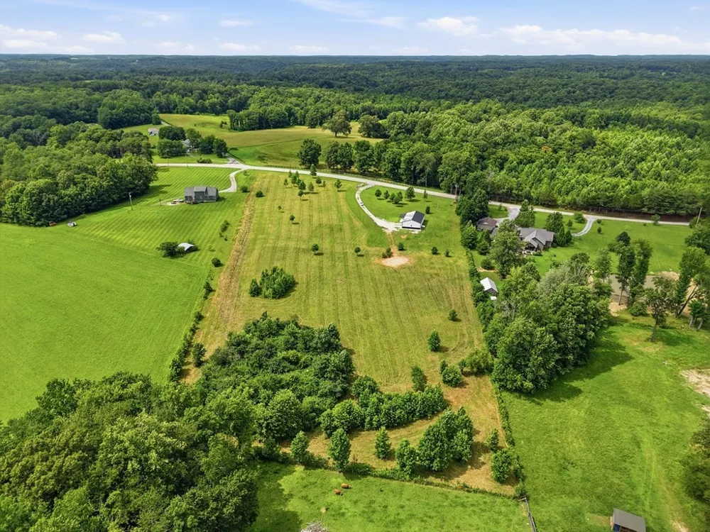 1834 Cummins Mill Rd Cookeville, TN 38501