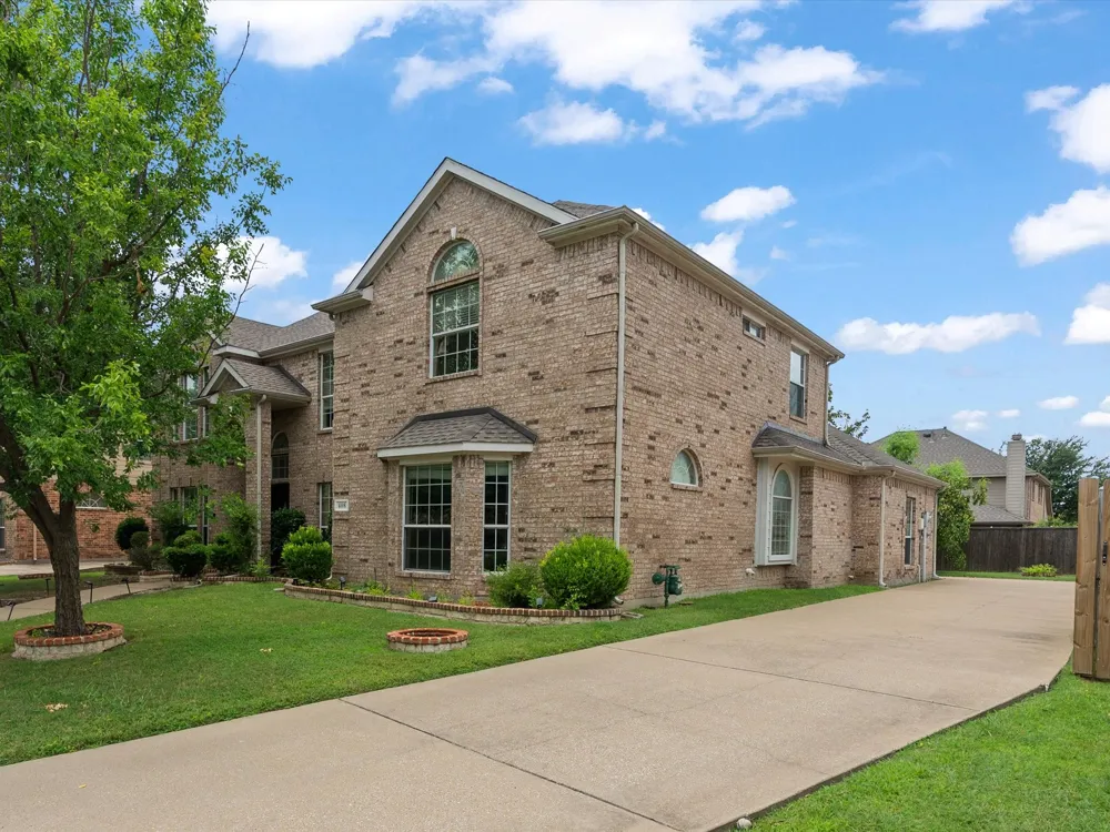 408 Cave River Drive Murphy, TX 75094