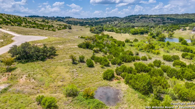 239 Flickering Sky Circle Blanco, TX 78606