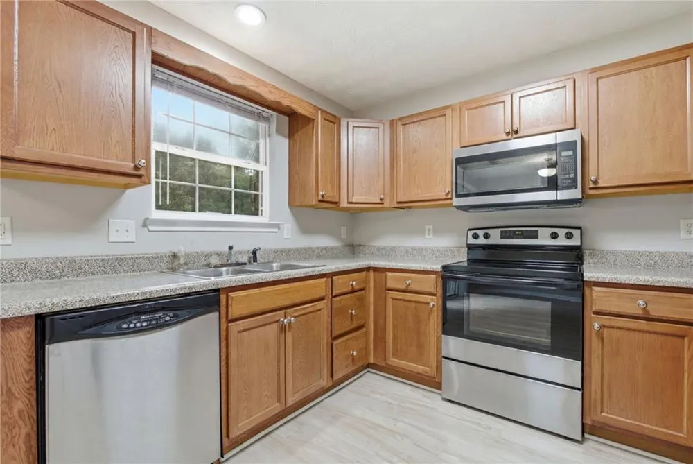 605 Magnolia Gardens Walk McDonough, GA 30253