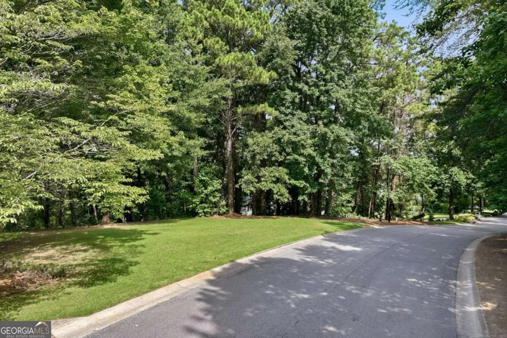 3274 Dunlap DR Gainesville, GA 30506