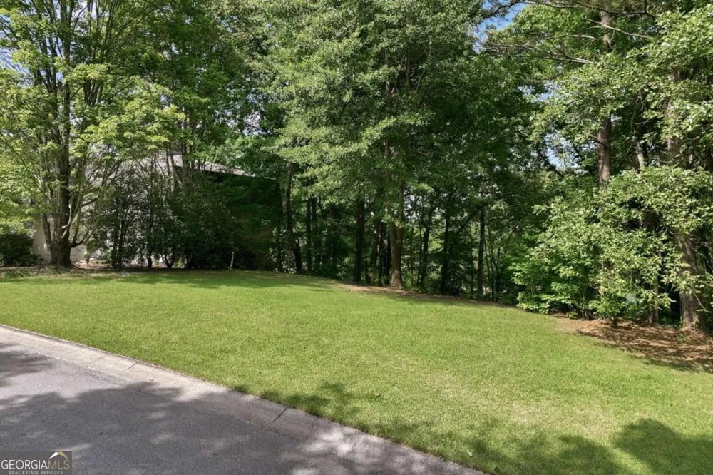 3274 Dunlap DR Gainesville, GA 30506