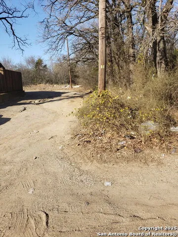 11929 Brookvalley Balch Springs, TX 75180