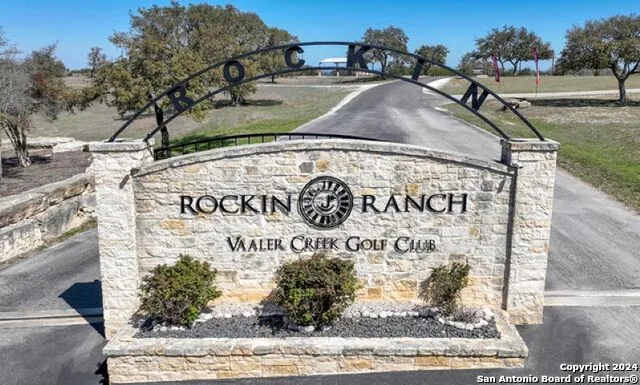 116 Roy Nichols Blanco, TX 78606