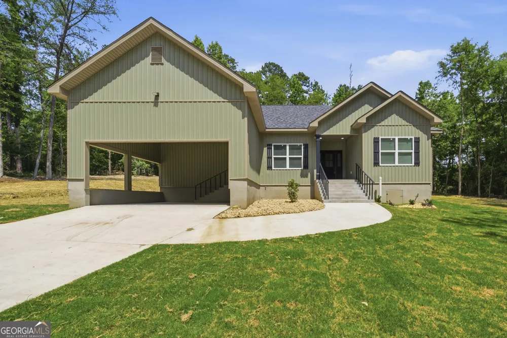 109 Green Lake DR Milledgeville, GA 31061