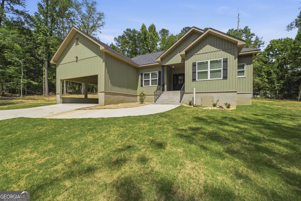 109 Green Lake DR Milledgeville, GA 31061