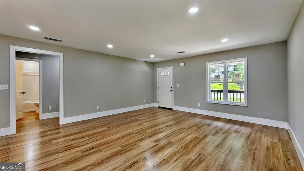 10 Roseway CIR NE Rome, GA 30161