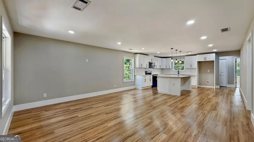 10 Roseway CIR NE Rome, GA 30161