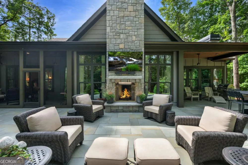 87 Whisper PL Marble Hill, GA 30148