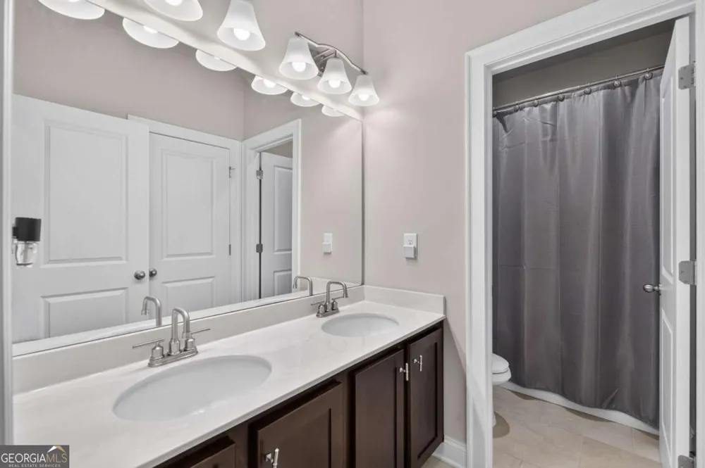 1196 Parktown DR Mableton, GA 30126