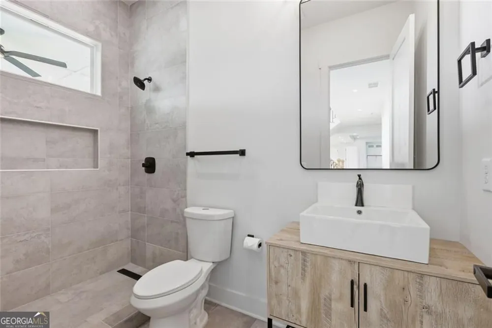 5746 Avalon Commons WAY Clermont, GA 30527