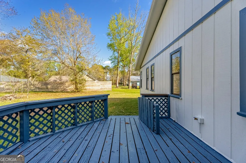 104 Cardinal ST Woodbine, GA 31569
