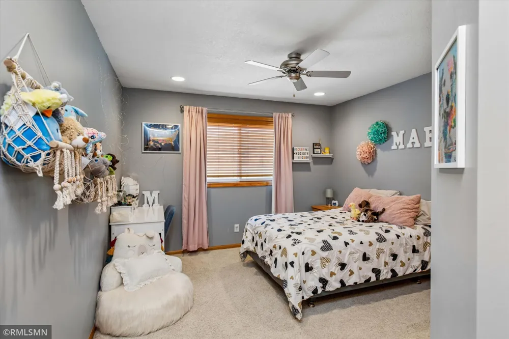 105 Valley Court Cannon Falls, MN 55009