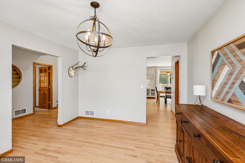 105 Valley Court Cannon Falls, MN 55009