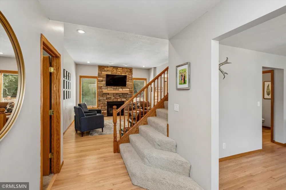 105 Valley Court Cannon Falls, MN 55009