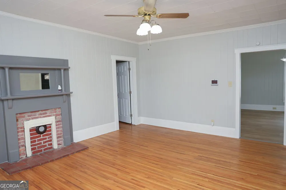 108 W 10th ST Chickamauga, GA 30707