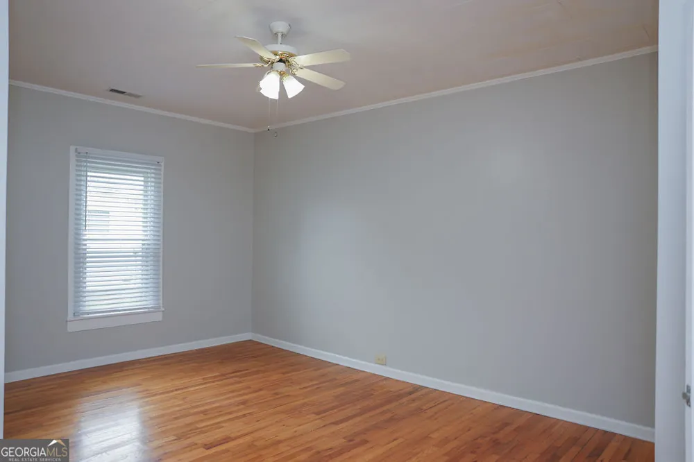108 W 10th ST Chickamauga, GA 30707