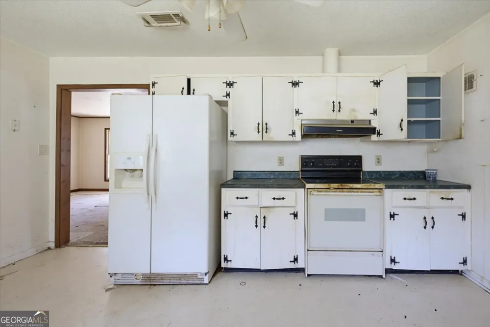62 Cotton RD Winterville, GA 30683
