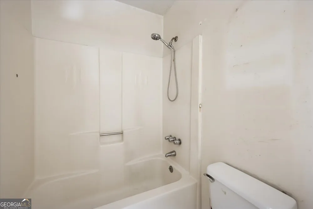 62 Cotton RD Winterville, GA 30683