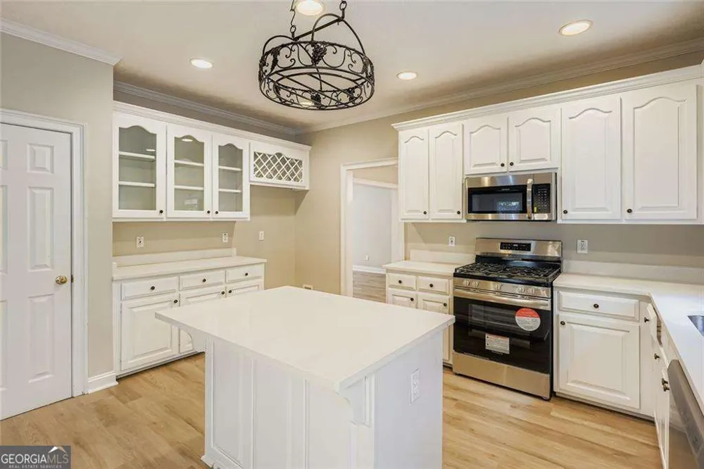 100 Hamilton Glen CT Fayetteville, GA 30215