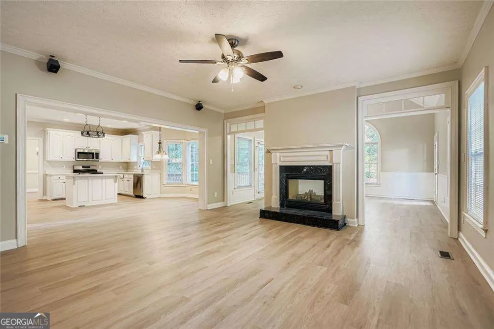 100 Hamilton Glen CT Fayetteville, GA 30215