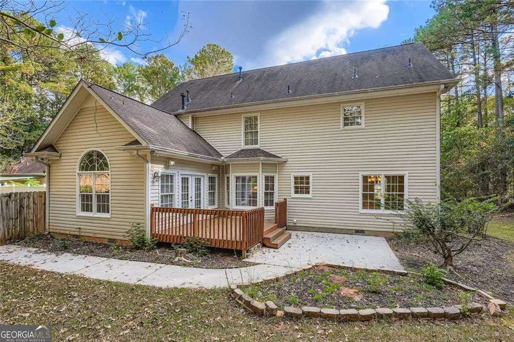 100 Hamilton Glen CT Fayetteville, GA 30215